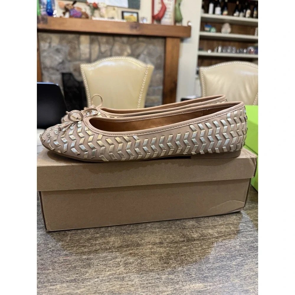 Lucky Brand Sargena ballet flats in a gold/beige color Size 11 Ballet Flats - Picture 3 of 10